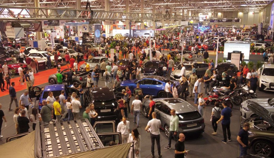 Deficit bugetar, salon auto, investiţii. INFO economic - 1-1727602910.jpg