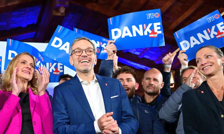Extrema dreaptă din Austria revendică prima victorie electorală de după război - 1-1727679136.jpg