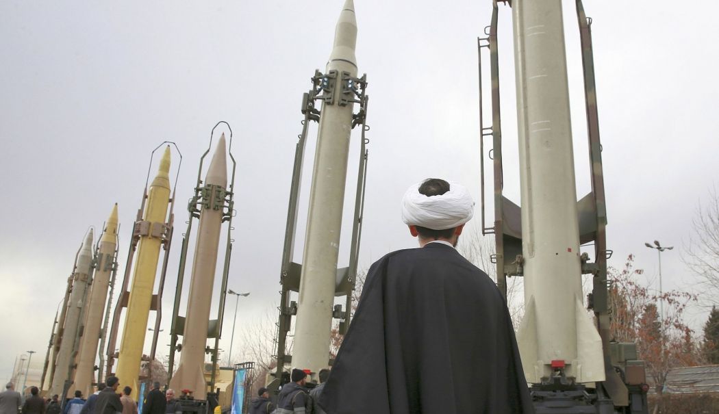 Fostul premier israelian Naftali Bennett cere distrugerea instalaţiilor nucleare ale Iranului - 1-1727937499.jpg
