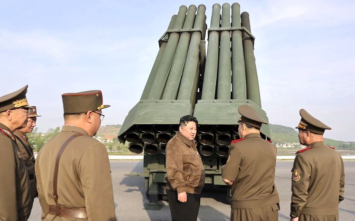 Kim Jong Un: Coreea de Nord va folosi fără ezitare arma atomică în cazul unui atac - 1-1728024563.jpg
