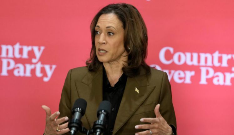 Kamala Harris îl acuză pe Donald Trump că îşi ascunde raportul medical - 1-1728805225.jpg