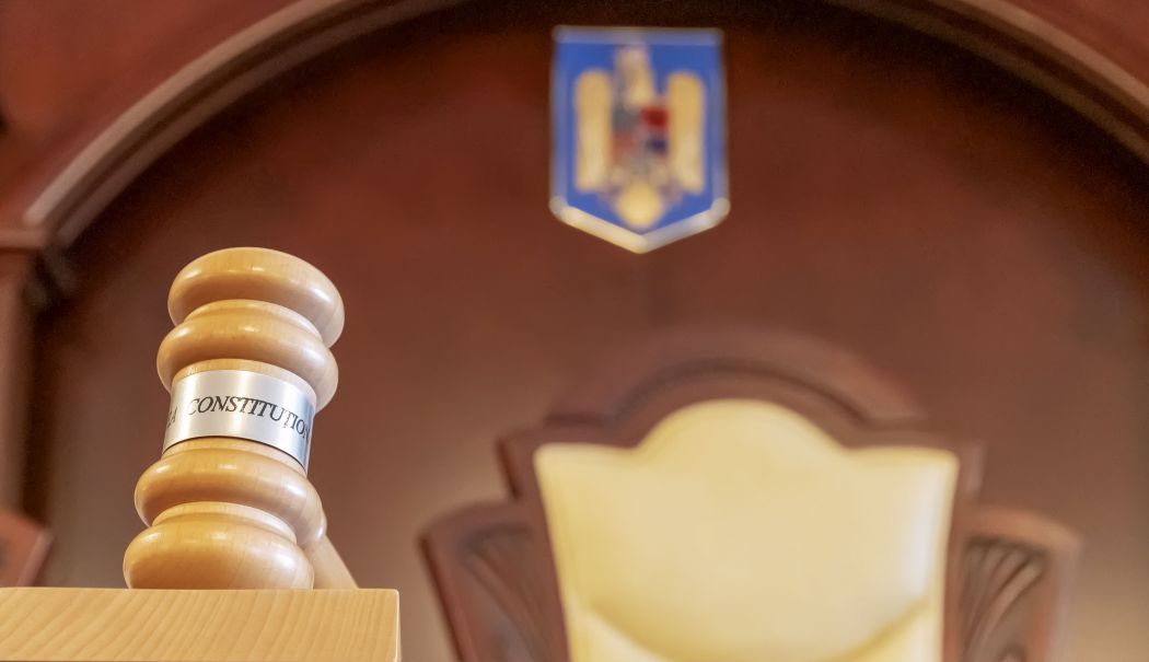 Curtea Constituţională urmează să discute, marţi, sesizarea privind „Legea fugarilor” - 1-1728971550.jpg