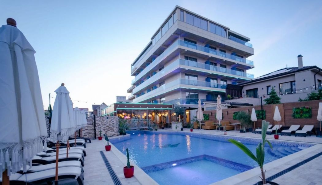 Hotelul Almar Luxury din Mamaia Nord, scos la vânzare pentru 4,5 milioane de euro - 1-1729509301.jpg
