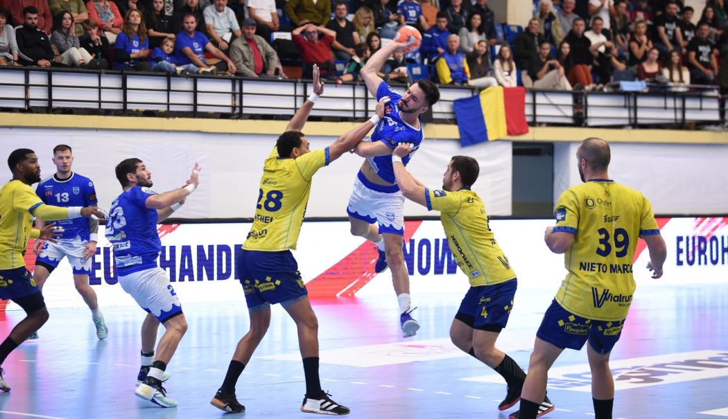Handbal masculin / CSM Constanţa, prima victorie în acest sezon al EHF European League: 35-30 cu Bidasoa Irun - 1-1729660109.jpg