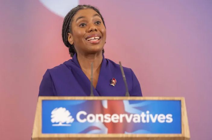 Kemi Badenoch, aleasă lidera Partidului Conservator din Marea Britanie - 1-1730621263.jpg