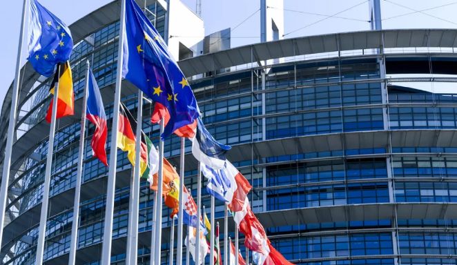 Uniunea Europeană îşi înăspreşte sancţiunile împotriva Iranului - 1-1732005132.jpg
