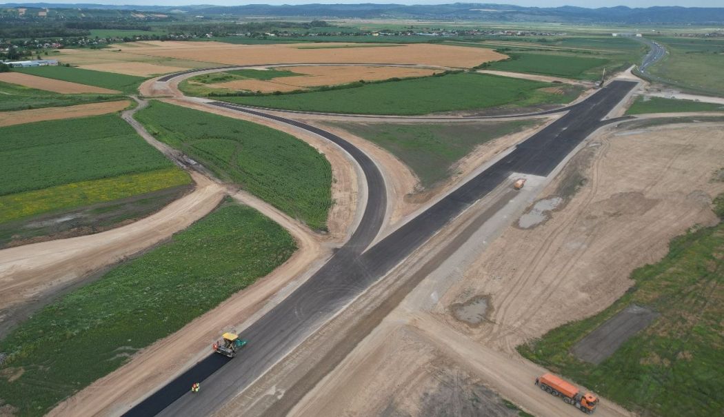 Bursă, infrastructură rutieră, agricultură. INFO economic - 1-1732009167.jpg