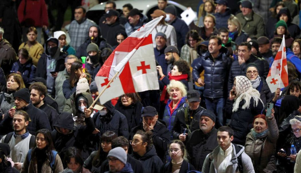 Parlamentul European cere organizarea de noi alegeri legislative în Georgia în următoarele 12 luni