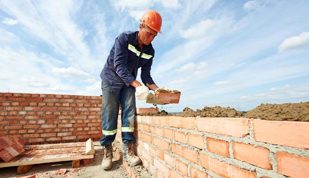 Producţie industrială, construcţii, importuri auto. INFO economic - 1-1733045591.jpg