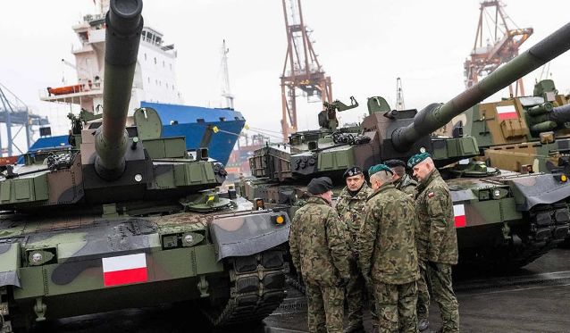Polonia îşi reduce cheltuielile militare din cauza deficitului bugetar - 1-1733218404.jpg