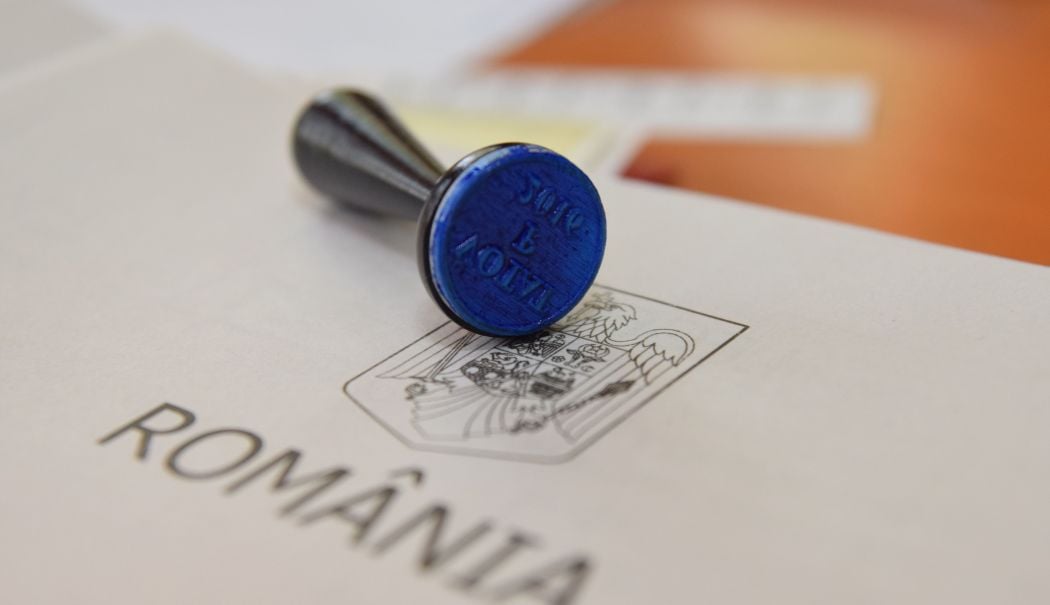Alegeri prezidenţiale: Vineri, ultima zi de campanie electorală în ţară. A început votul în diaspora