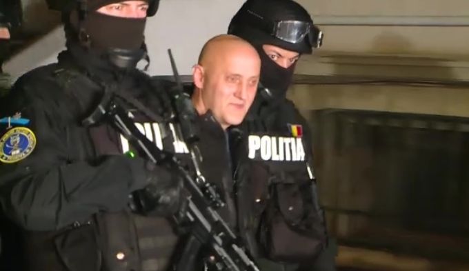Horaţiu Potra, reţinut pentru 24 de ore. Este acuzat de instigare publică şi nerespectarea regimului armelor - 1-1733726098.jpg