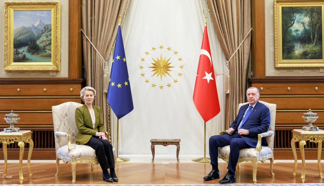 Ursula von der Leyen anunţă un ajutor de un miliard de euro pentru refugiaţii din Turcia - 1-1734503636.jpg