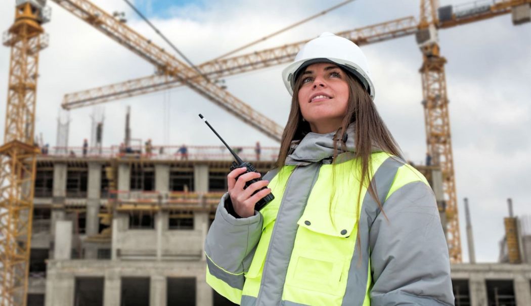 Servicii de piaţă, construcţii, energie. INFO economic - 1-1734515535.jpg