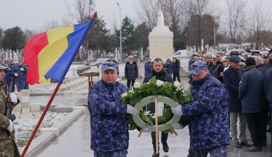 Vicepreședintele CJC, Răzvan Filipescu, a depus o coroană de flori la ceremonia dedicată Zilei Victoriei Revoluției Române și a Libertății