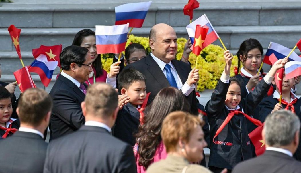 Premierul rus Mihail Mişustin a început o vizită oficială în Vietnam - 1-1736842099.jpg