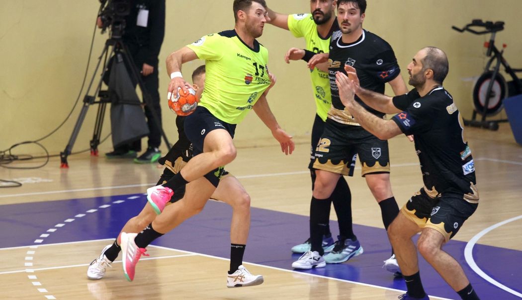 Handbalul românesc, într-un moment de cumpănă. Afară cu străinii, dar ce facem cu performanţa - 1-1736933263.jpg