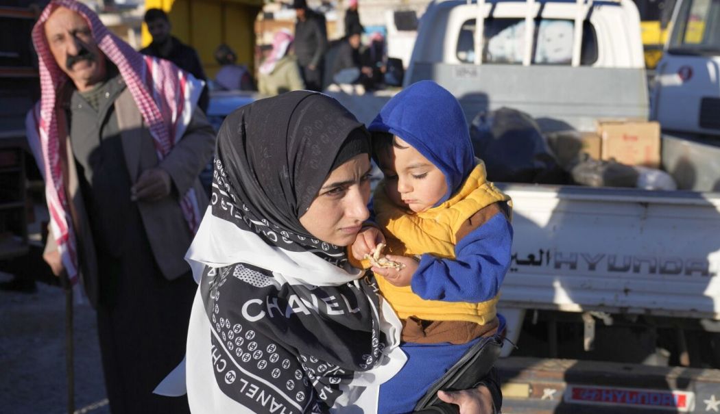 Peste 200.00 de refugiaţi sirieni s-au întors în ţara lor după căderea lui Al-Assad - 1-1737360395.jpg