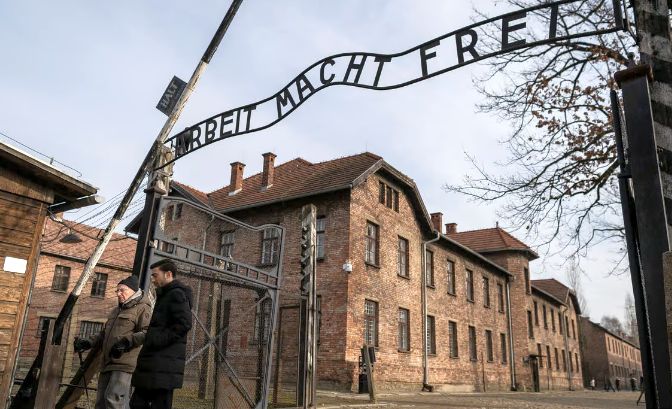 80 de ani de la eliberarea lagărului Auschwitz. „Nu vom uita niciodată!” - 1-1737963981.jpg