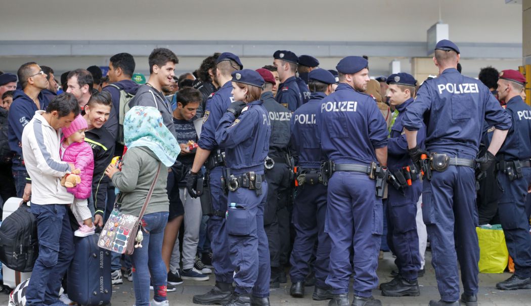 Austria cere Germaniei să respecte regulile Schengen în măsurile de combatere a migraţiei ilegale - 1-1738051309.jpg