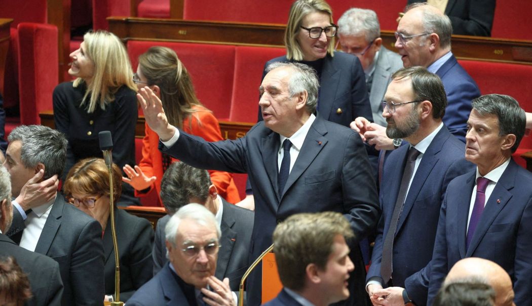 Guvernul francez îşi asumă din nou riscul unei moţiuni de cenzură în privinţa bugetului - 1-1738569562.jpg