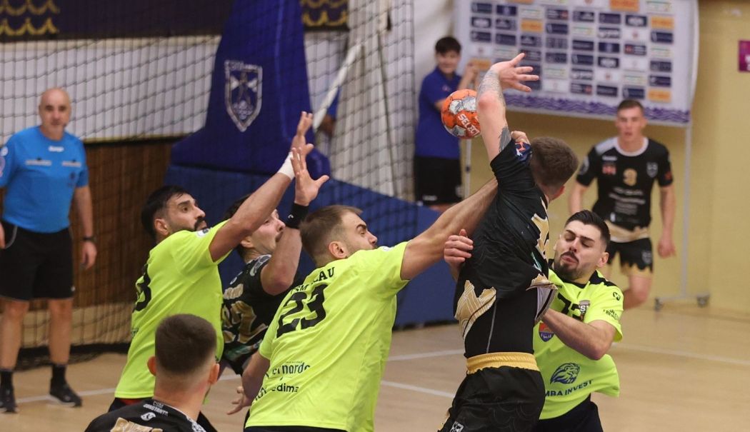Handbal: CSM Constanţa, înfrângere la limită în derby-ul cu Potaissa Turda - 1-1739106585.jpg