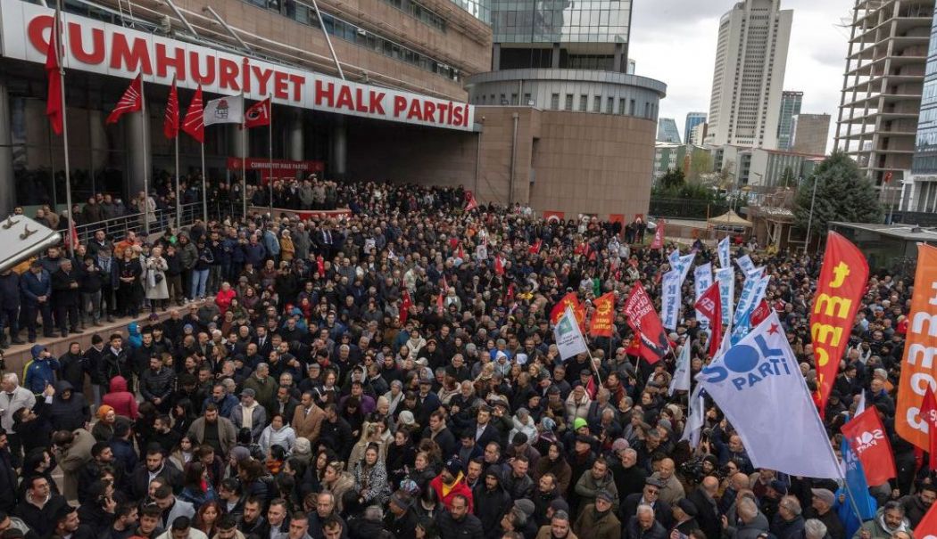 Criză politică în Turcia. Opoziţia face apel la proteste în întreaga ţară după arestarea primarului Istanbulului - 1-1742459668.jpg