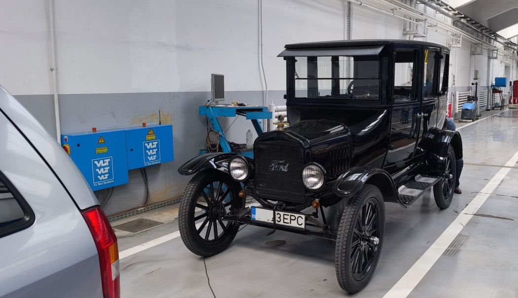 Registrul Auto Român: Un Ford Model T care a făcut istorie, la inspecţia tehnică - 1-1744889435.jpg