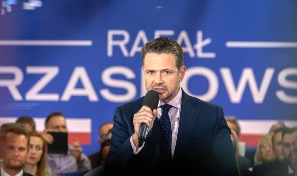 Sondaj: Rafal Trzaskowski conduce în intenţiile de vot la alegerile prezidenţiale din Polonia - 1-1745222951.jpg