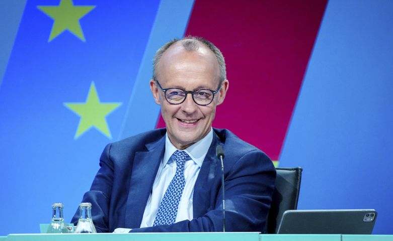 Viitorul cancelar german Friedrich Merz avertizează: „Europa unită este ameninţată!” - 1-1745909795.jpg