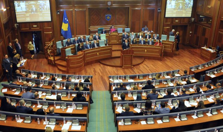 Încă fără preşedinte! Criza politică din Kosovo se prelungeşte - 1-1746346396.jpg