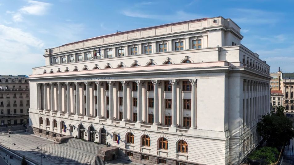 BNR, cotaţie valutară: Leul, depreciere foarte uşoară în raport cu euro şi dolarul american - 1-1746444996.jpg