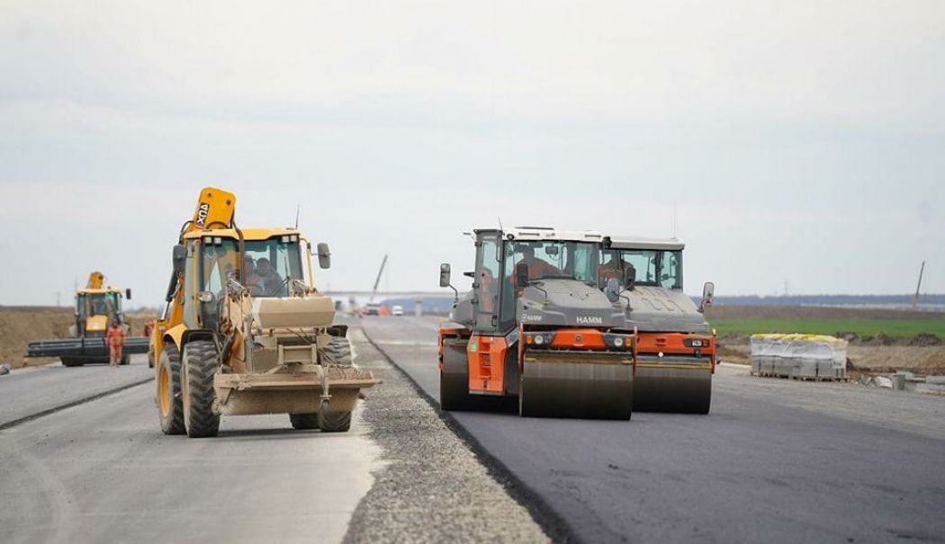 Deficit comercial, infrastructură rutieră, agricultură. INFO economic - 1-1747050262.jpg