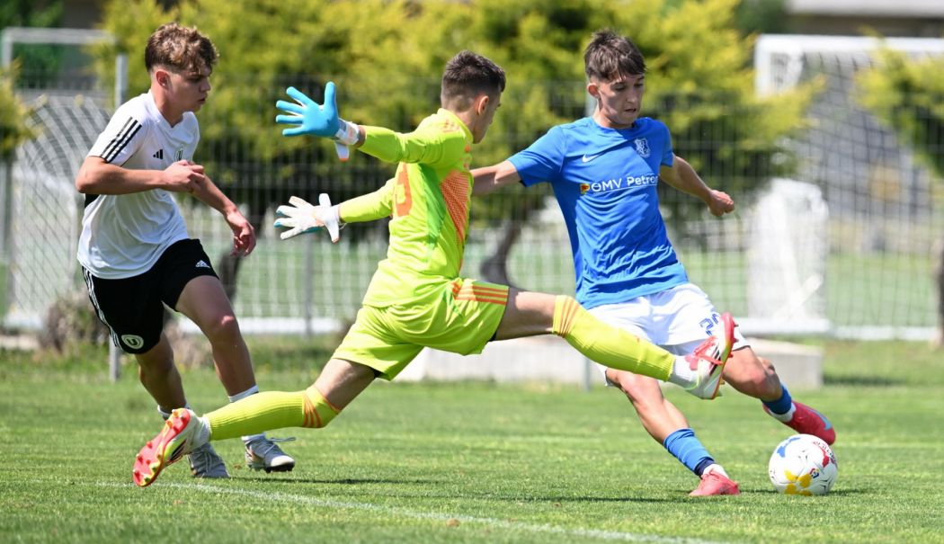 Fotbal: Juniorii U16 ai Farului au pierdut finala Cupei Elitelor - 1-1748252642.jpg