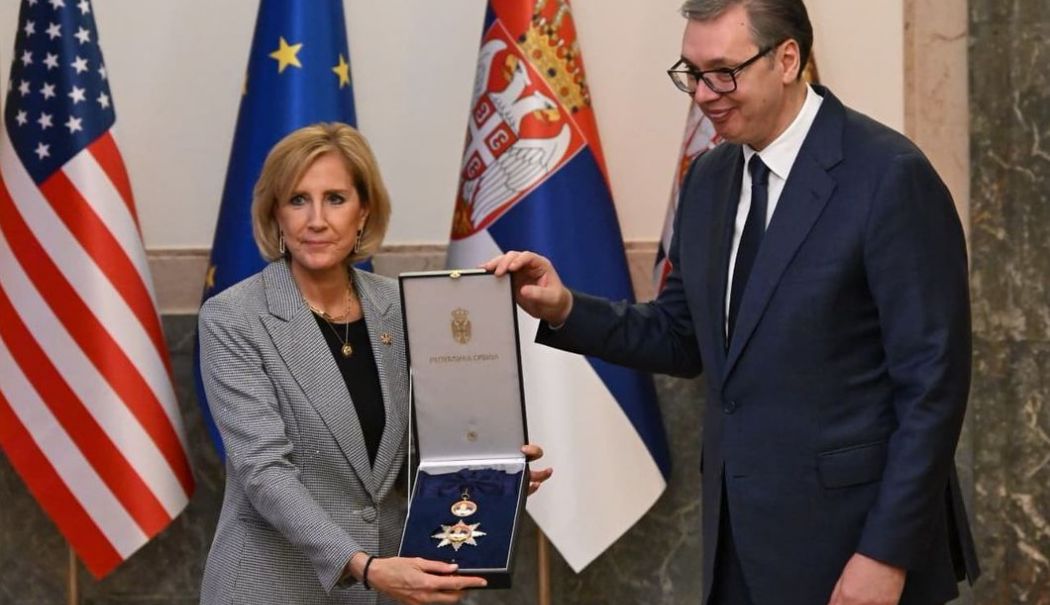Aleksandar Vucic: „Dezvoltarea relaţiilor cu SUA, o prioritate a politicii externe a Belgradului” - 1-1748503250.jpg