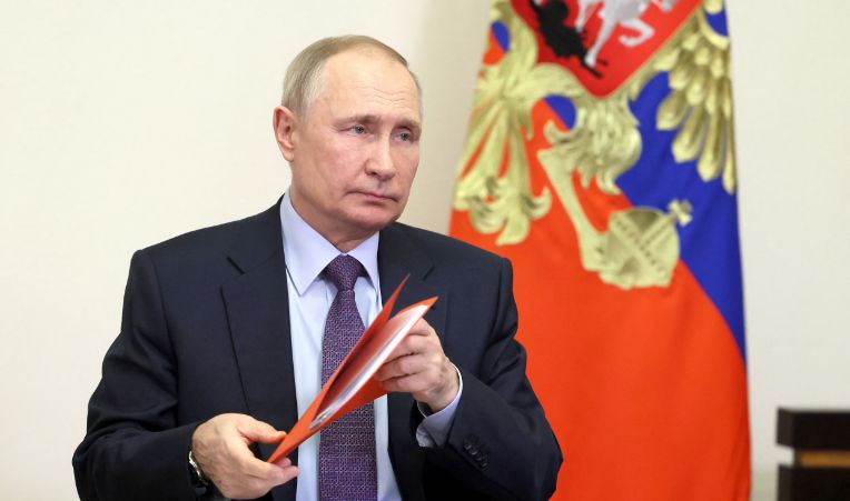 Vladimir Putin a aprobat o nouă strategie navală a Rusiei - 1-1749456187.jpg