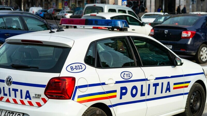 Un bărbat a fost luat la bătaie de doi necunoscuți, în parcare la Vivo! Victima a ajuns la spital