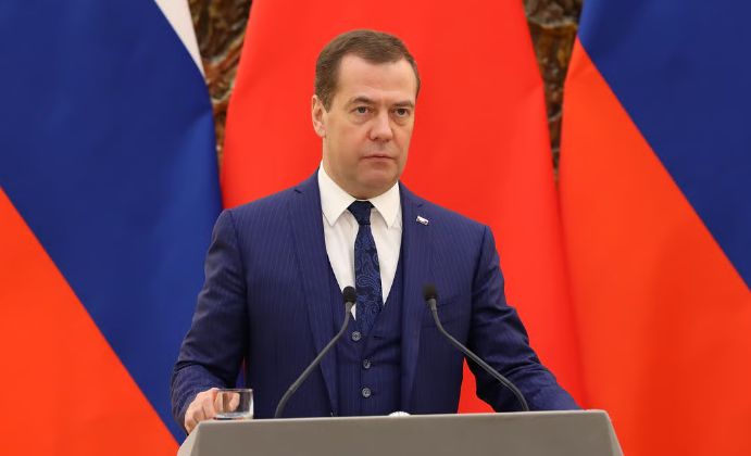 Dmitri Medvedev: „Uniunea Europeană, un inamic real al Rusiei” - 1-1750923238.jpg
