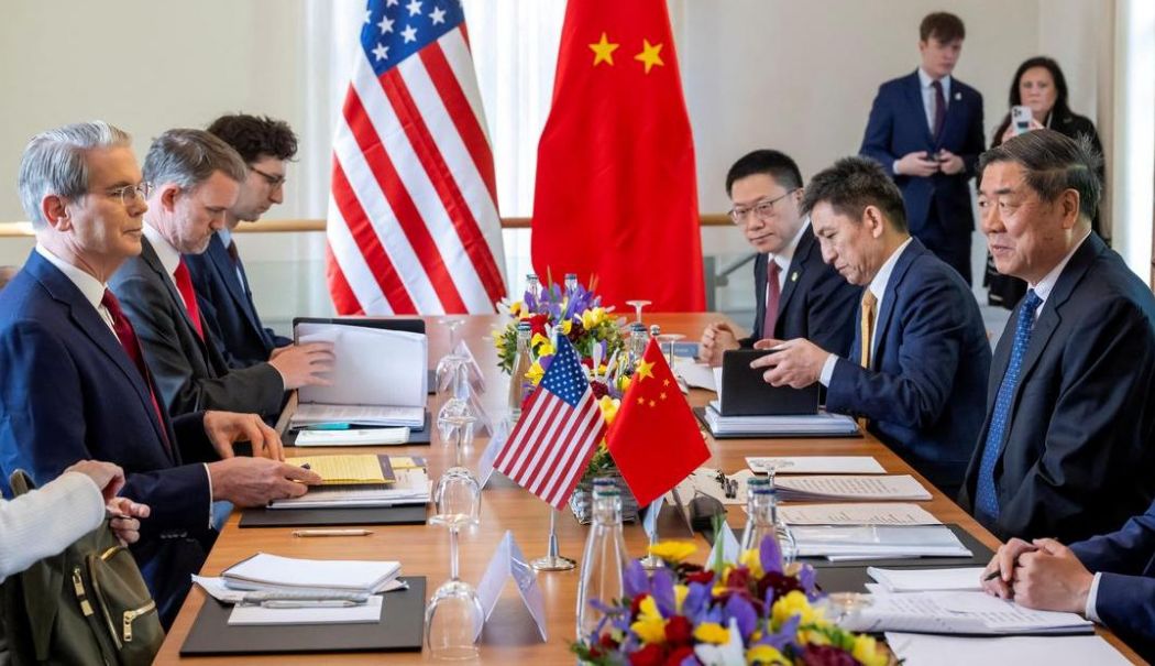 Delegaţiile americană şi chineză au început noi negocieri comerciale la Stockholm - 1-1753779255.jpg