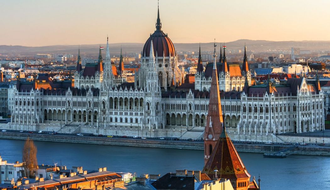 Viktor Orban le promite funcţionarilor publici subvenţii pentru locuinţe, în perspectiva alegerilor din 2026 din Ungaria - 1-1753968786.jpg