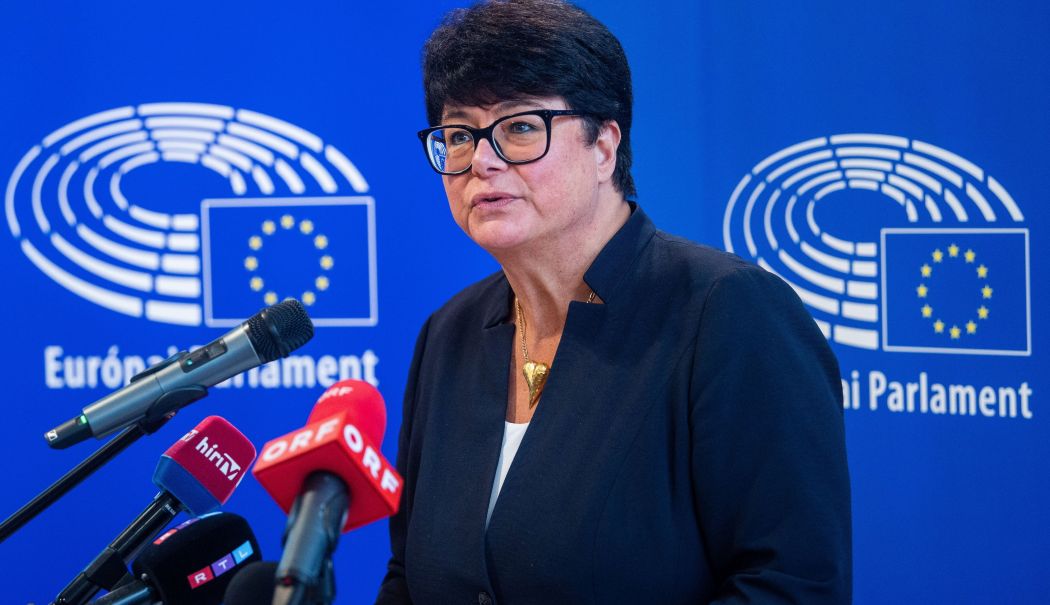 Oficiali din PE cer statelor membre să pună în aplicare legea europeană privind libertatea mass-media - 1-1754643956.jpg