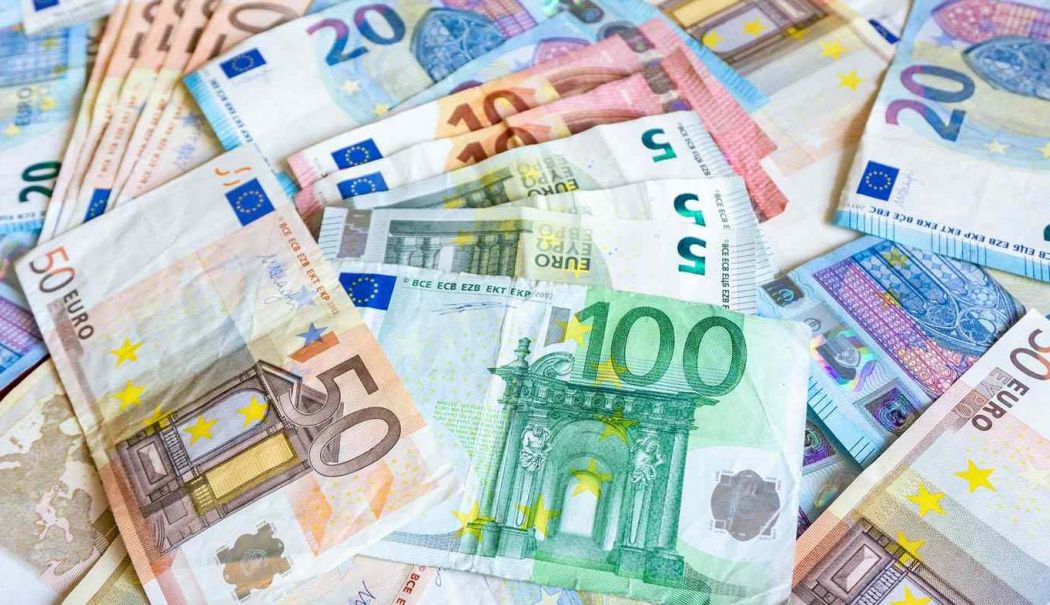 Banking: Leul s-a apreciat miercuri în raport cu principalele valute - 1-1755089982.jpg