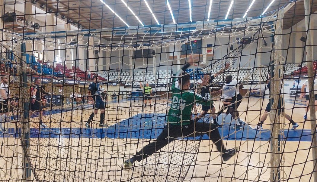 Handbal: CSM Constanţa, două victorii în amicalele cu Steaua Bucureşti - 1-1755412308.jpg