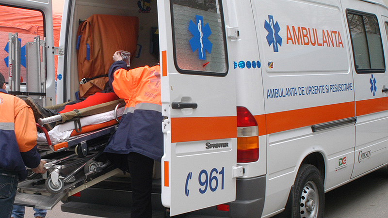 Accident rutier cu trei autoturisme pe A2. O persoană a fost rănită