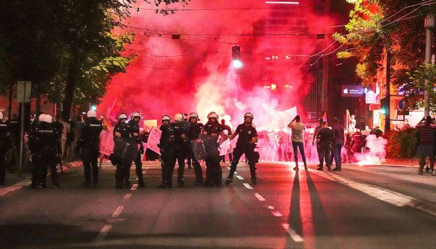 Serbia solicită sprijin internaţional ca urmare a violenţei brutale a protestelor antiguvernamentale - 1-1755589852.jpg