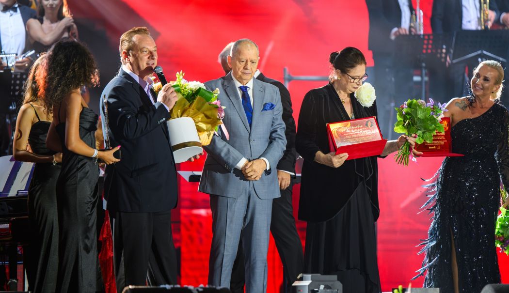 De la glorie la promisiune: Festivalul Mamaia a scris o nouă pagină în istoria muzicii - 1-1756190147.jpg
