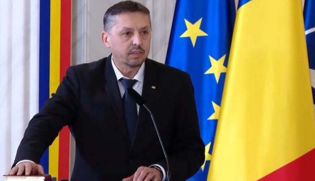 Mesajul ministrului Educației pentru sindicaliștii care îi cer demisia. „Cel mai important - plata salariilor și a burselor” - 1-1756470079.jpg