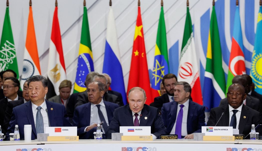 Xi Jinping îndeamnă BRICS să reziste oricăror forme de protecţionism - 1-1757399466.jpg