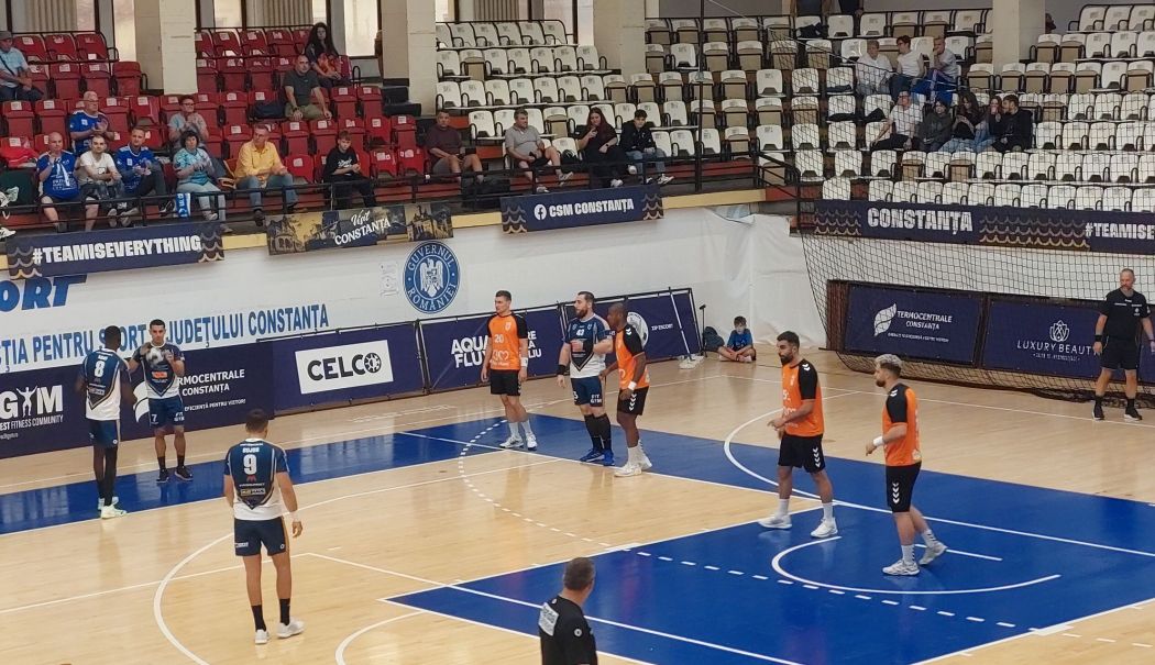 Final electrizant! CSM Constanţa, revenire spectaculoasă în meciul cu Minaur Baia Mare, din Liga Naţională - 1-1758175468.jpg
