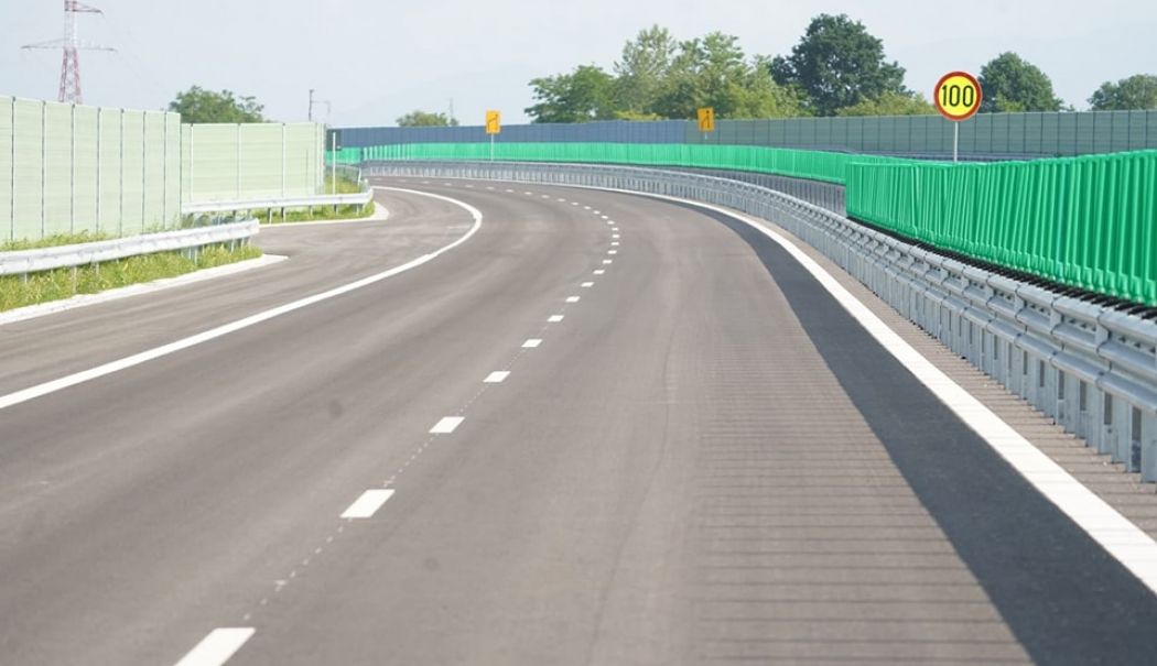 Comerţ, infrastructură rutieră, securitate cibernetică. INFO economic - 1-1758451295.jpg
